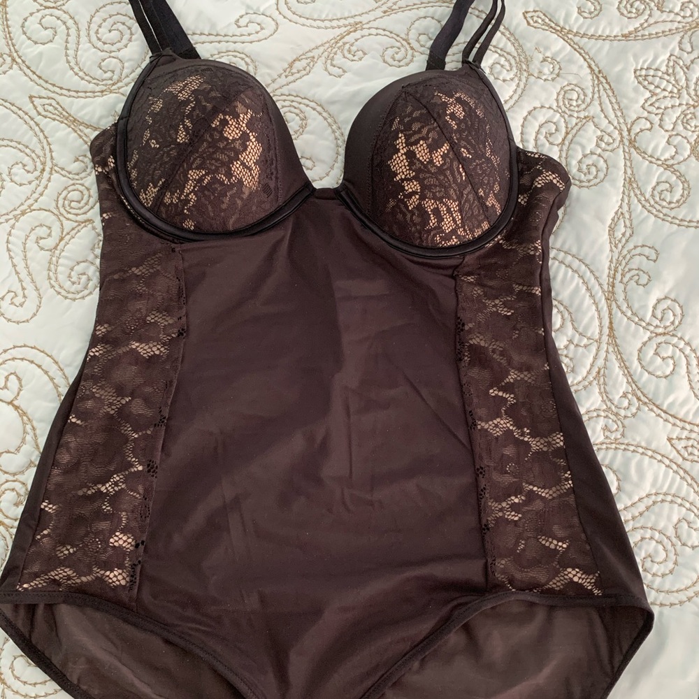 Padded Bra body shaper ( brand New)